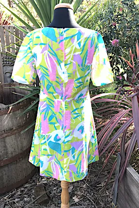 1960 / 70s Dress #C259 FREE  AUS POSTAGE