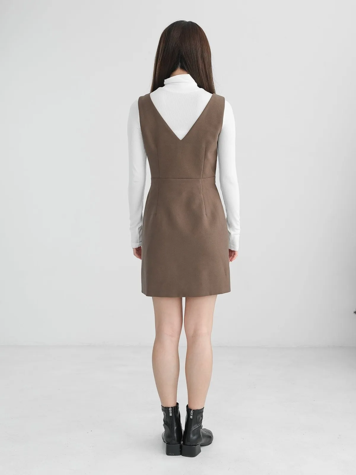 Aspen V-neck Sleeveless Dress