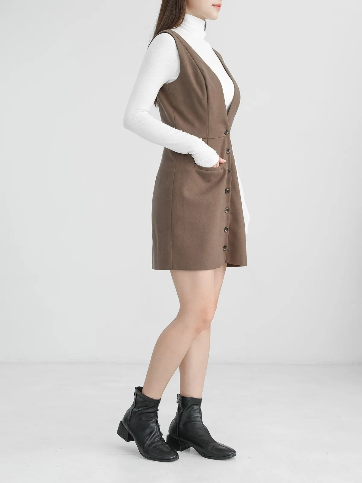 Aspen V-neck Sleeveless Dress