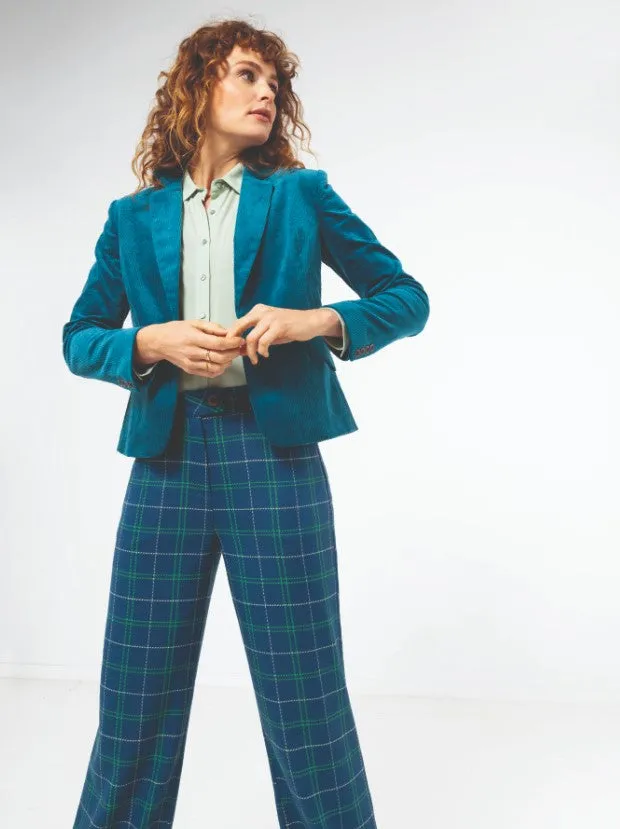 Cloud9 Sara short blazer everglade