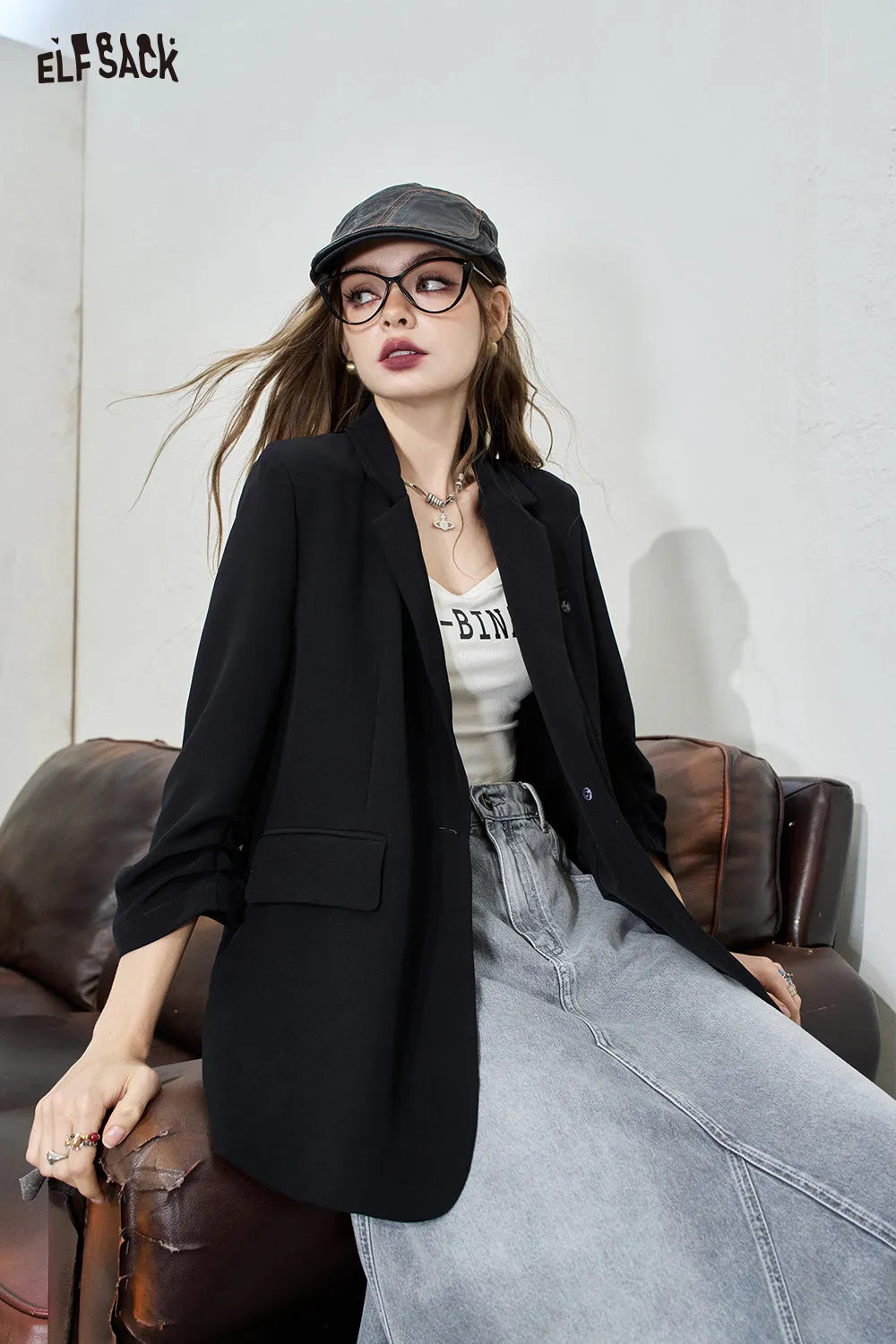 ELFSACK 2024 Summer New Arrivals Elegant casual suit jacket for women with a sense of luxury, thin style small suit