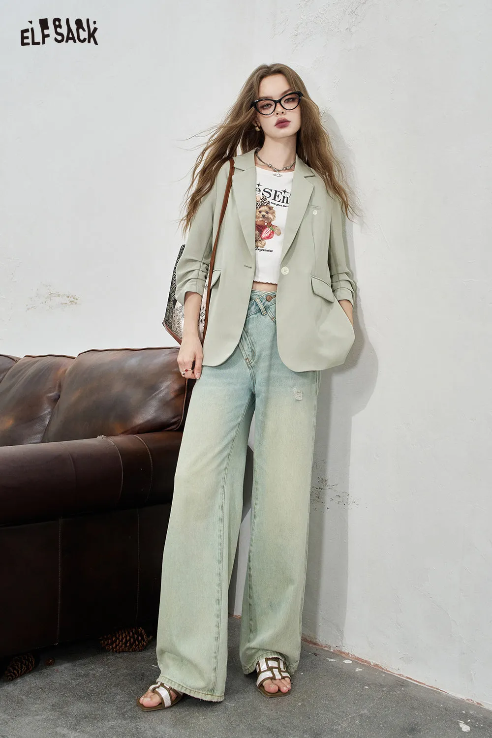 ELFSACK 2024 Summer New Arrivals Elegant casual suit jacket for women with a sense of luxury, thin style small suit