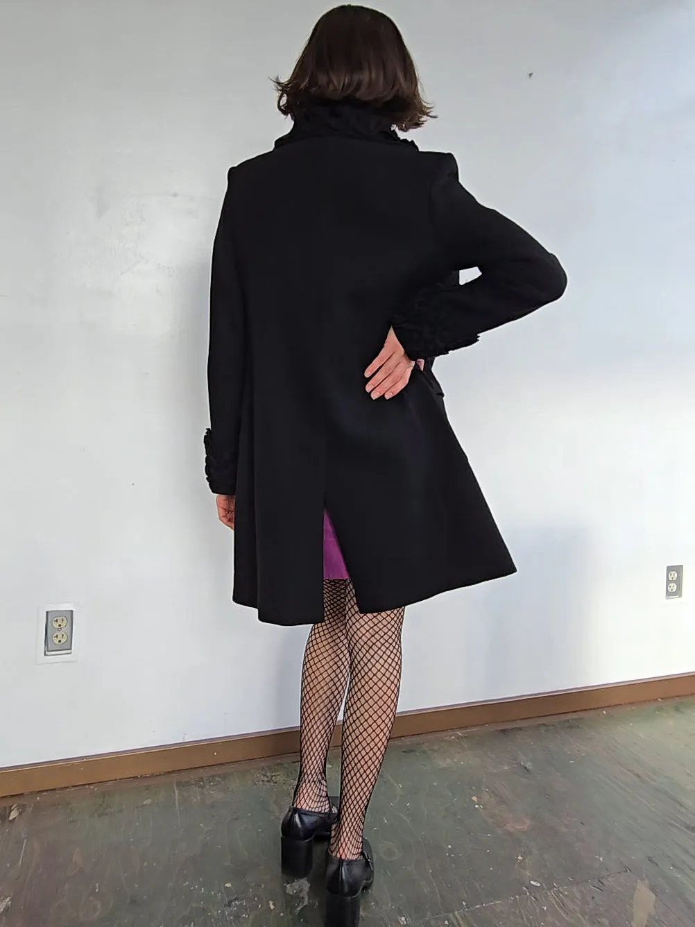 Jigsaw Ruffle Trim Coat (M)