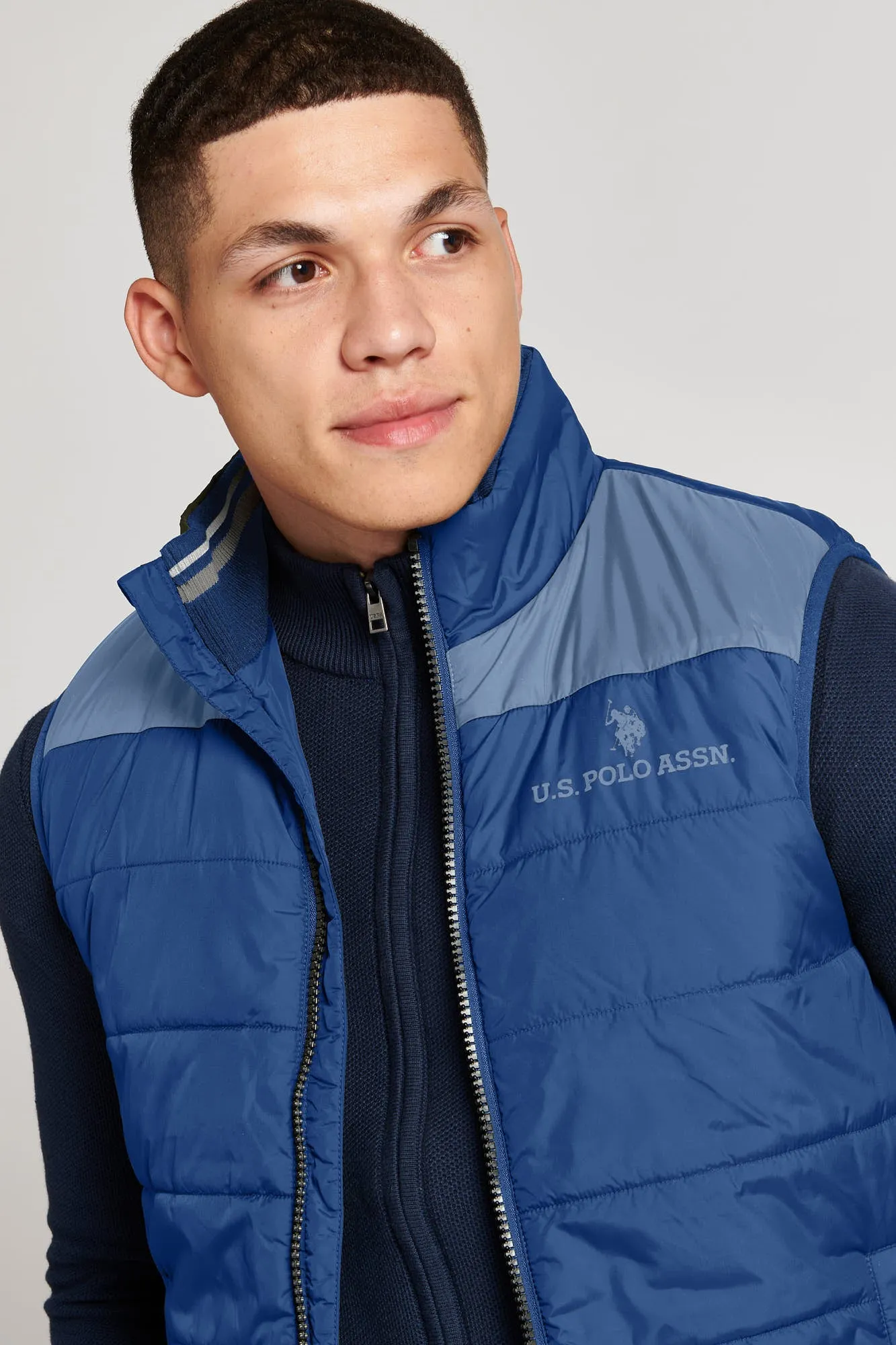 Mens Block Gilet in Estate Blue