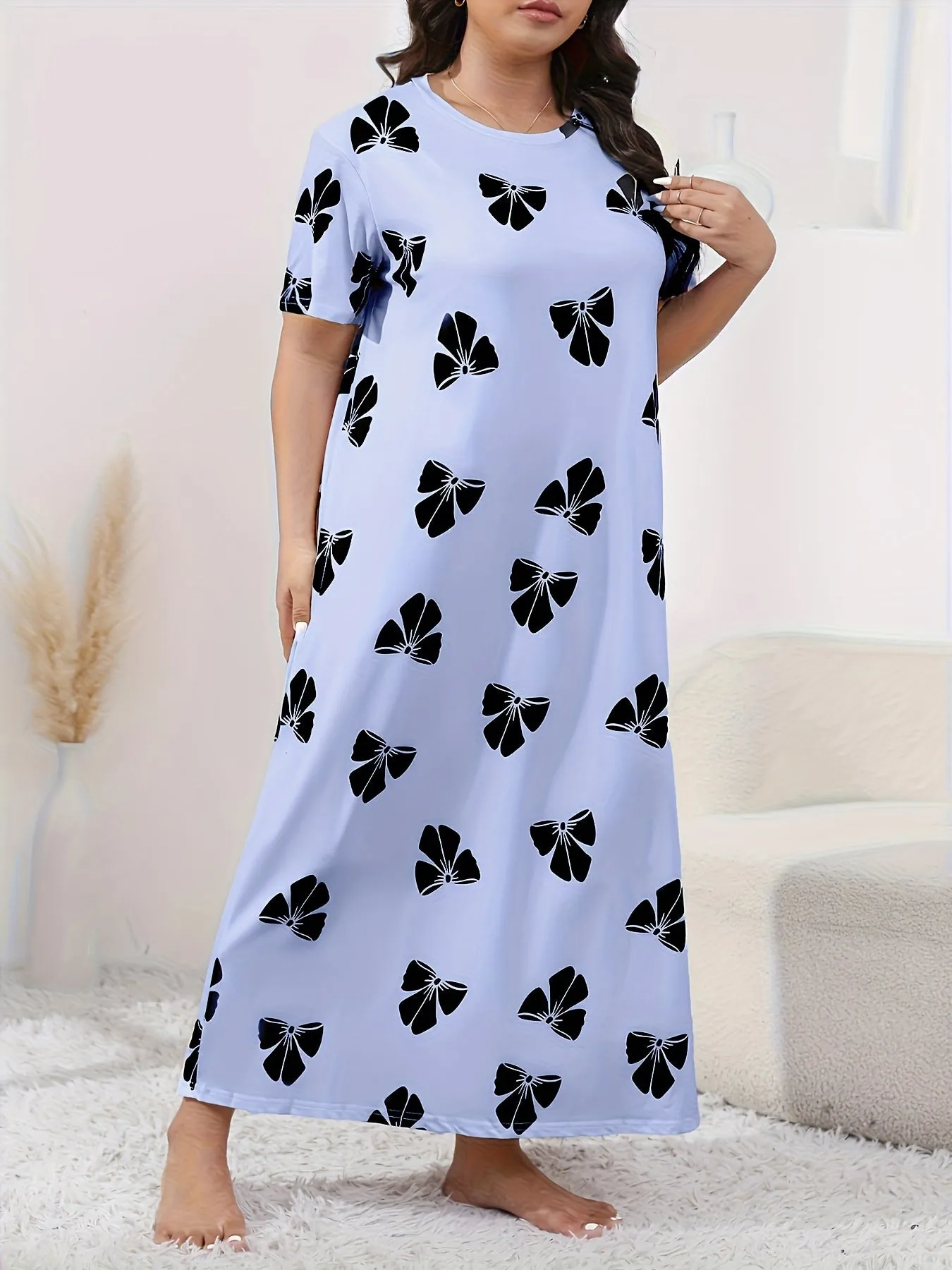 Plus Size Bow Print Lounge Dress for Women, Featuring Short Sleeves, Round Neck, and Loose Fit for Cozy Nights"