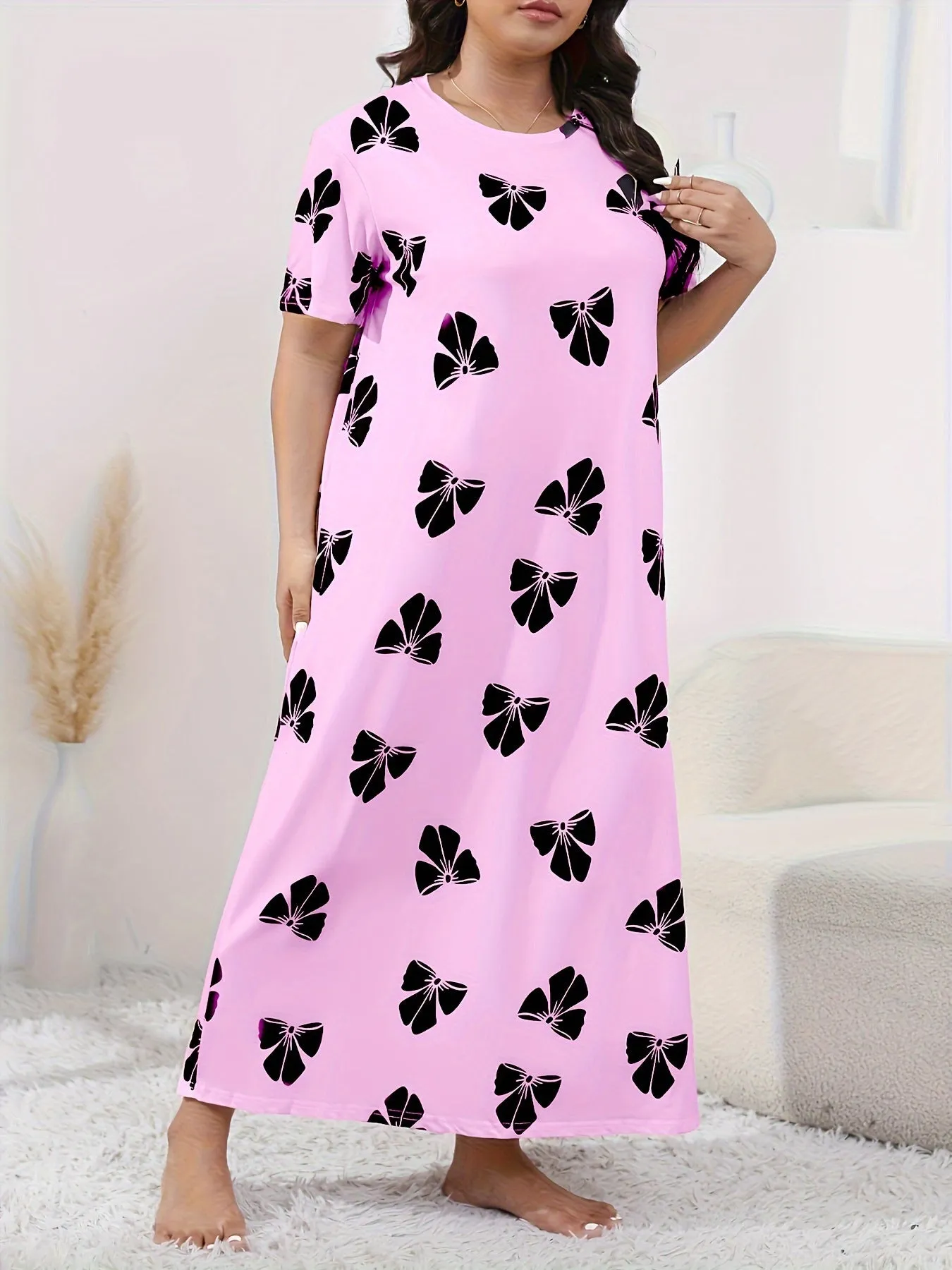 Plus Size Bow Print Lounge Dress for Women, Featuring Short Sleeves, Round Neck, and Loose Fit for Cozy Nights"