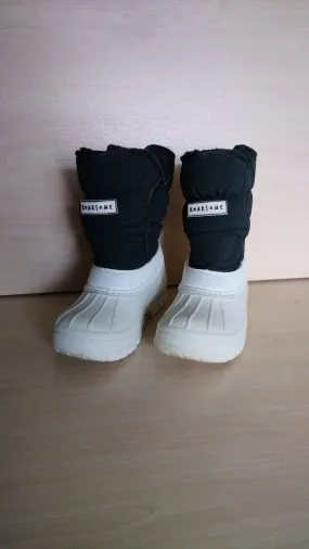 Pre Loved Roarsome (Dinoski) Kids Snow Boots Size EU30 (375)