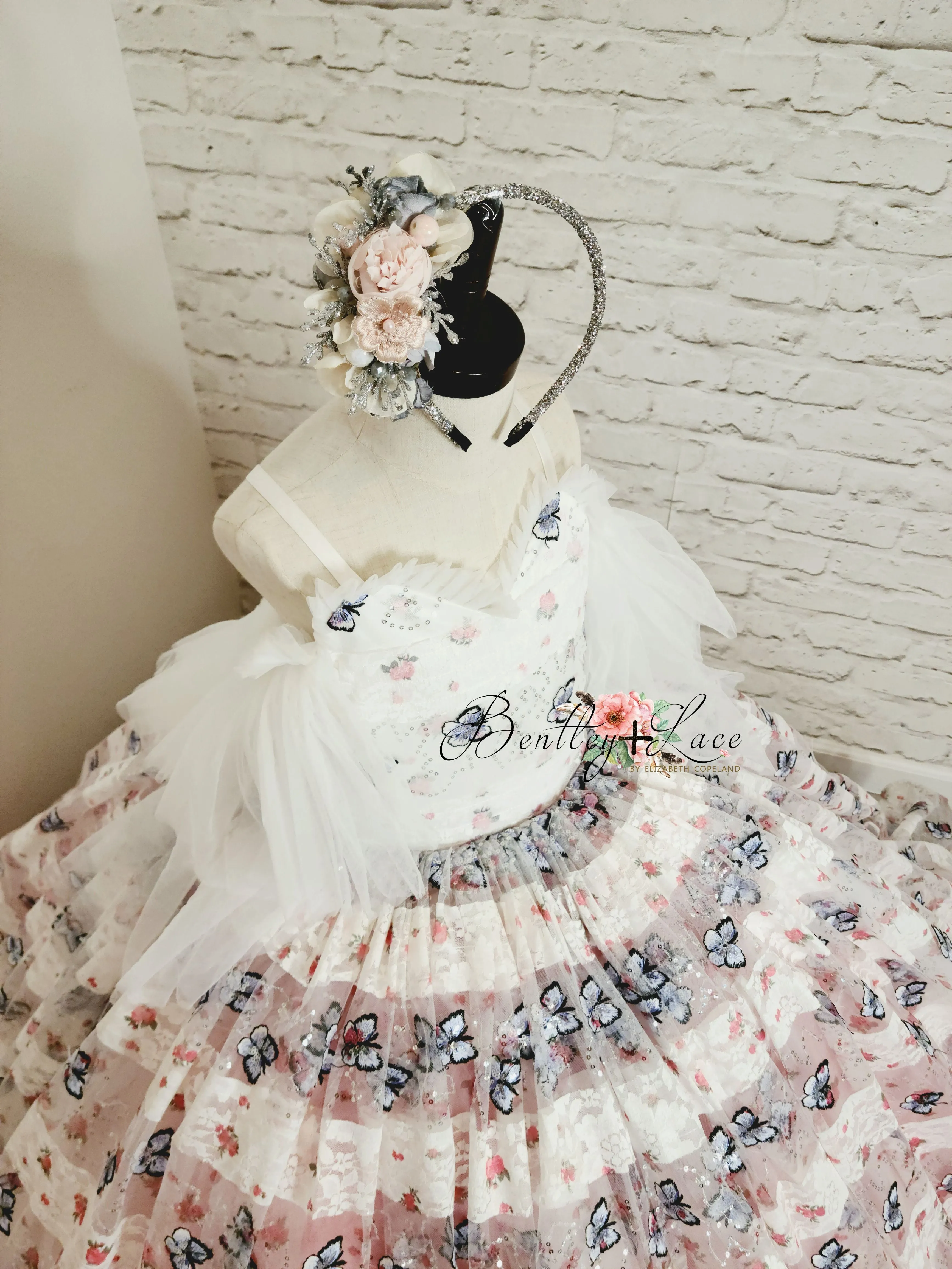 RETIRED RENTAL  EUC "Amelie"  -  Floor Length Dress White/Coral Flutter sleeve  ( 6 Year - Petite 7 Year)