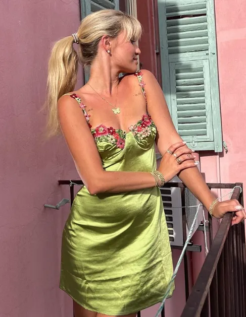 TastyHottie - Sexy waist-closed embroidered skirt with hip wrap