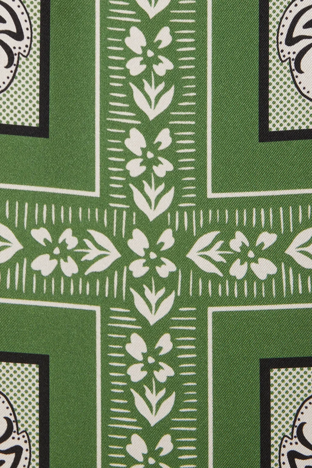 The Kaftan Placée