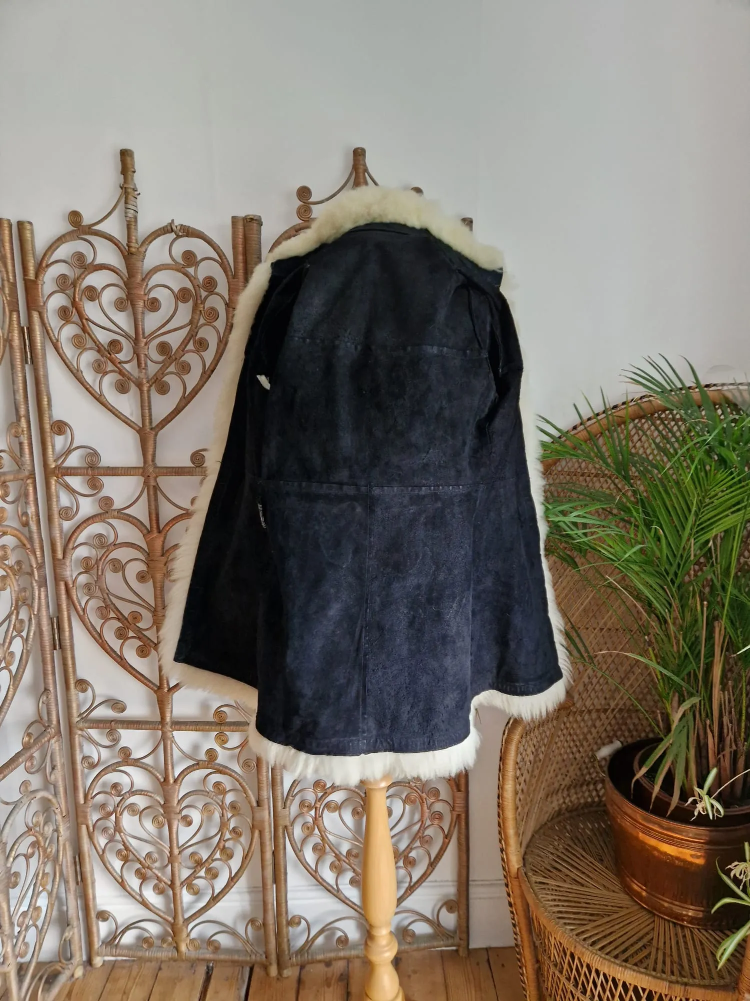 Vintage Sheepskin trim suede 70s coat