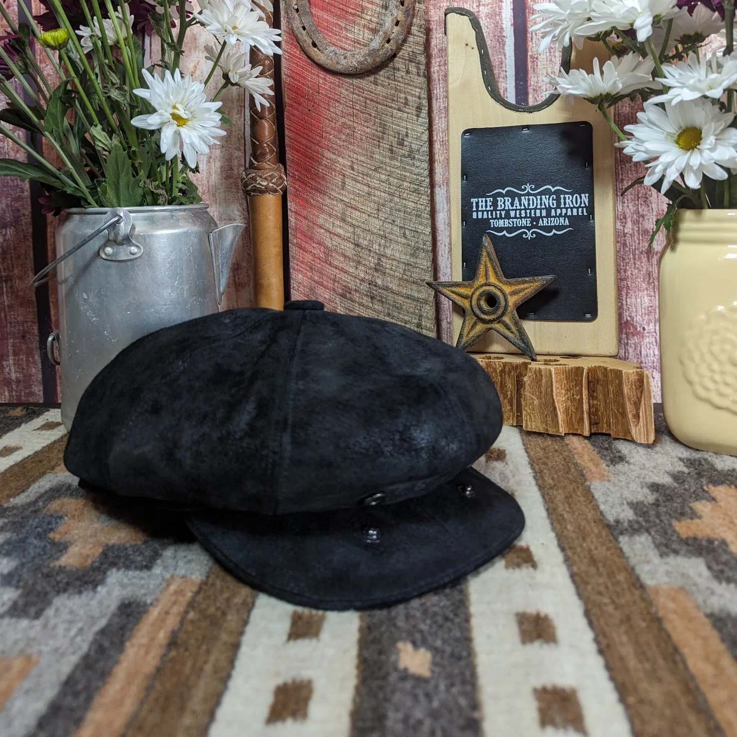 Weathered Leather Newsboy Cap "Edison" by Scala SL199