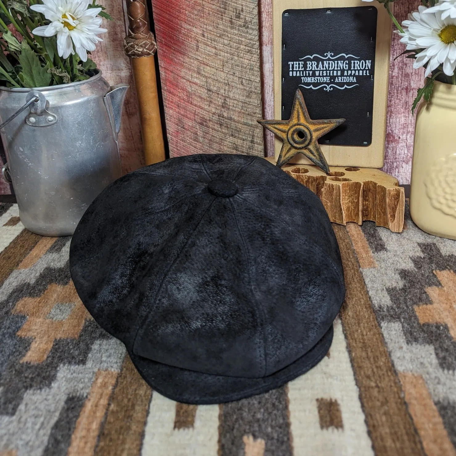 Weathered Leather Newsboy Cap "Edison" by Scala SL199
