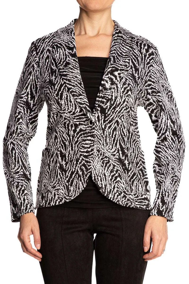 Women's Jacket Black And White Stretch Quality fabric Sizes Large And XLARGE ON SALE NOW Made In Canada Yvonne Marie Boutiques